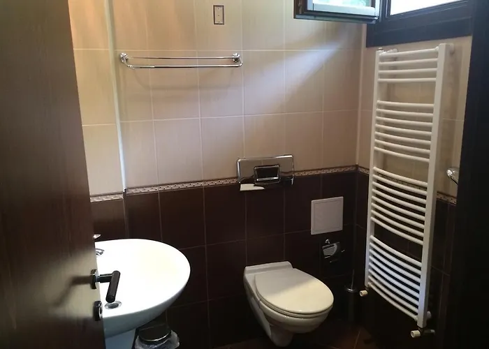 елора Къща за гости Чифлик