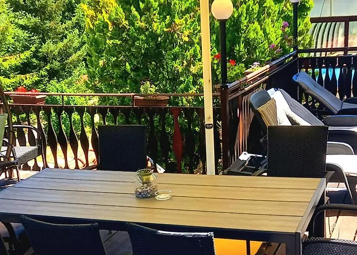 елора Къща за гости Чифлик